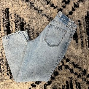 Abercrombie 90's straight ultra high rise curve love jeans size 28/6 SHORT